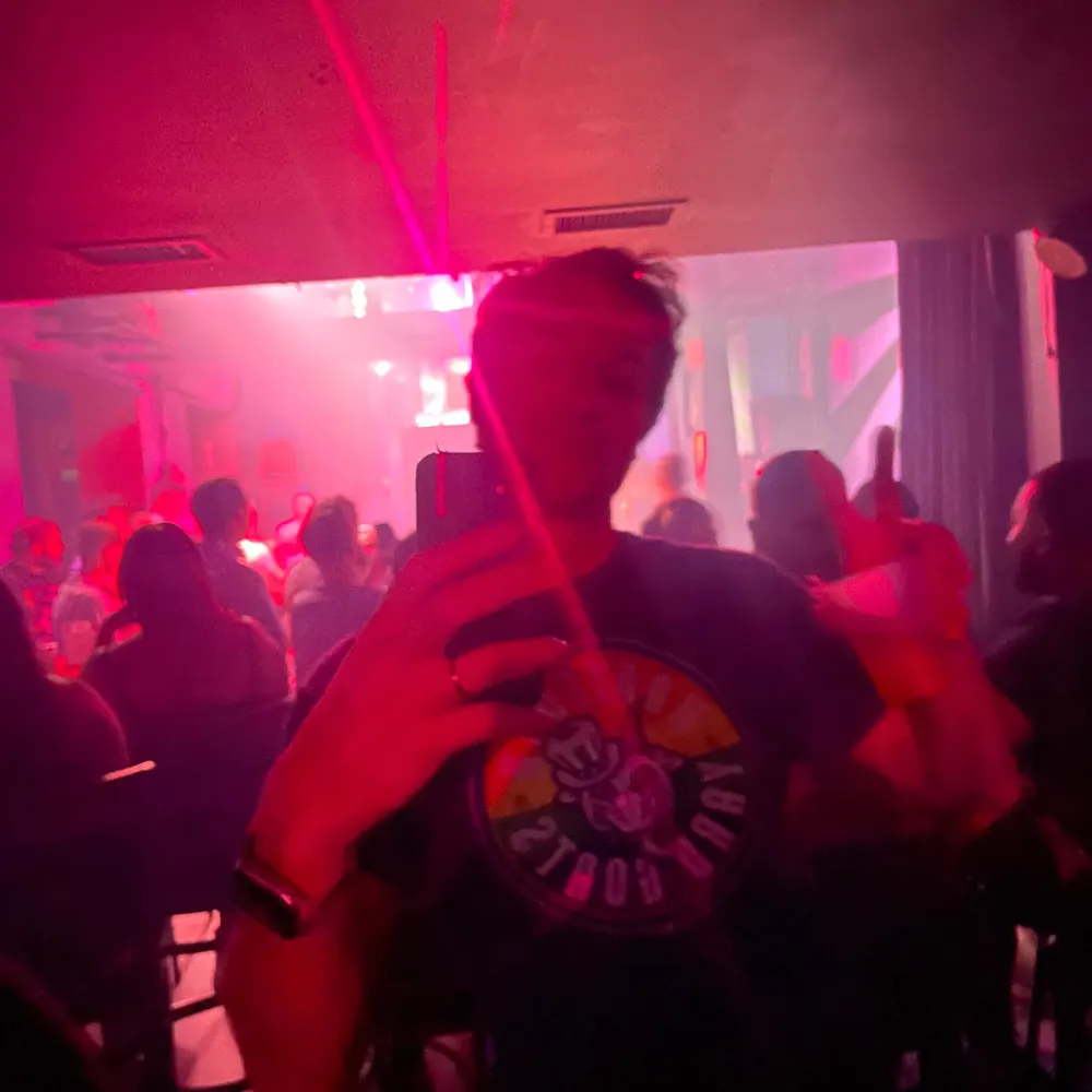 drewdat.bsky.social's profile picture