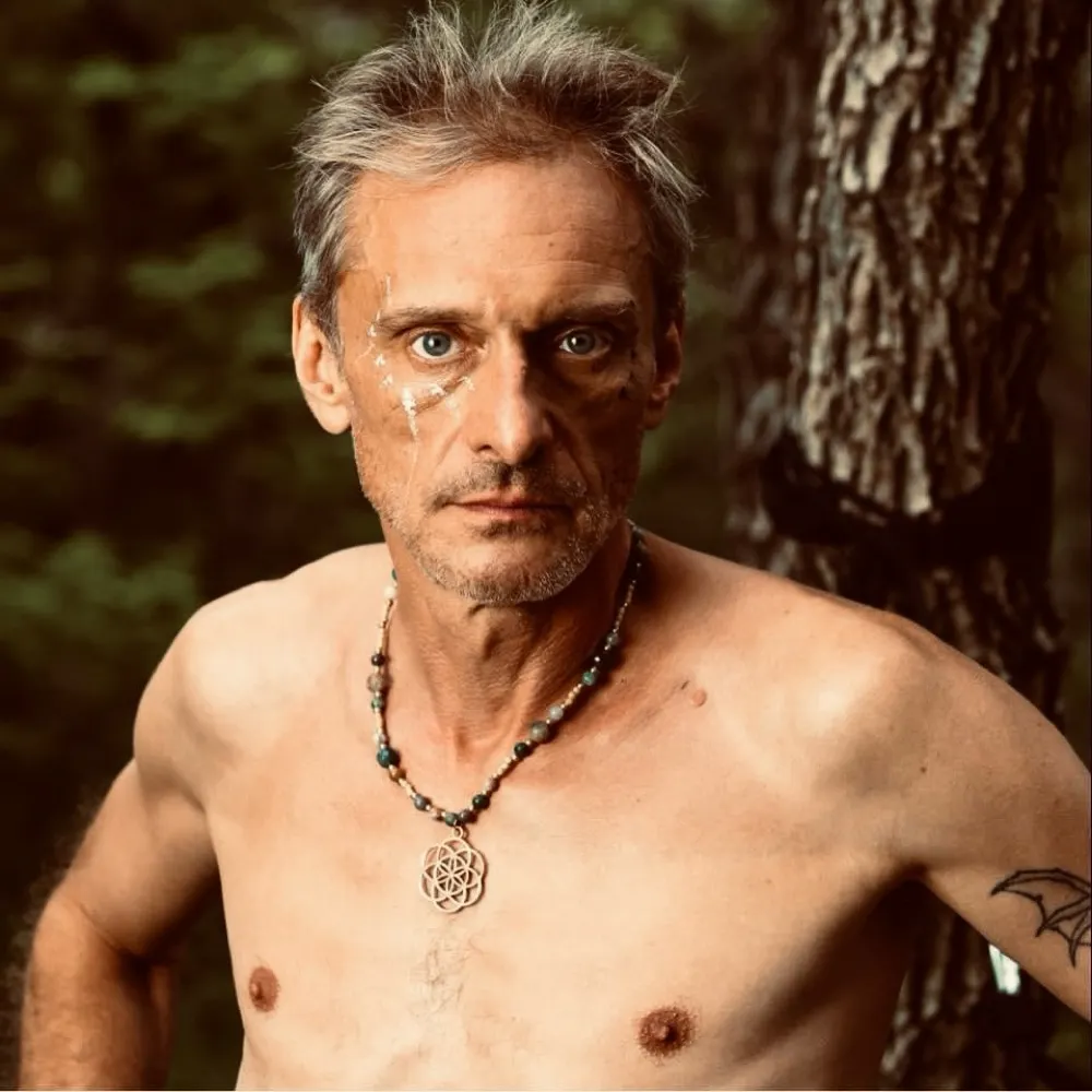 loveslave.bsky.social's profile picture