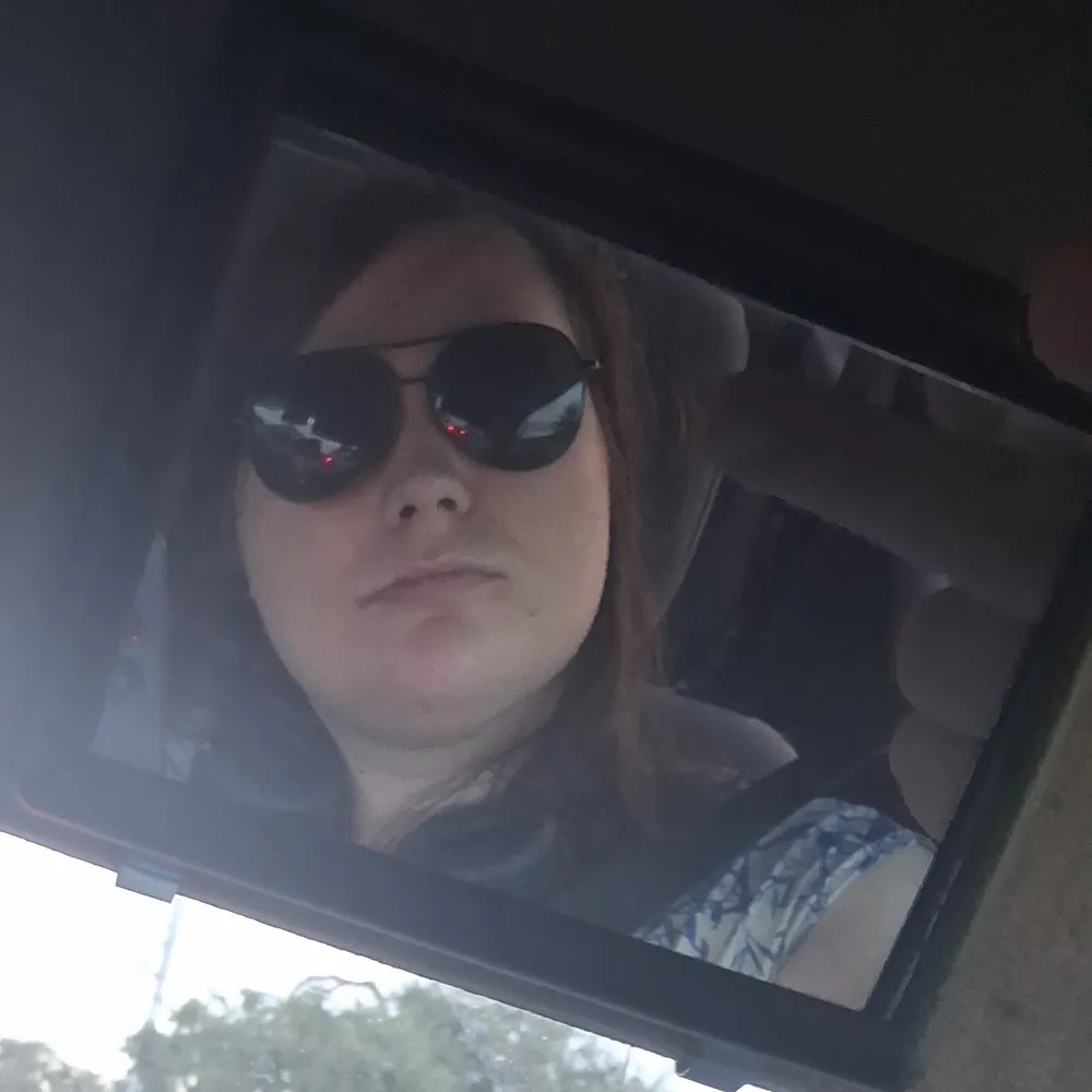 chloeisgayandangry.bsky.social's profile picture