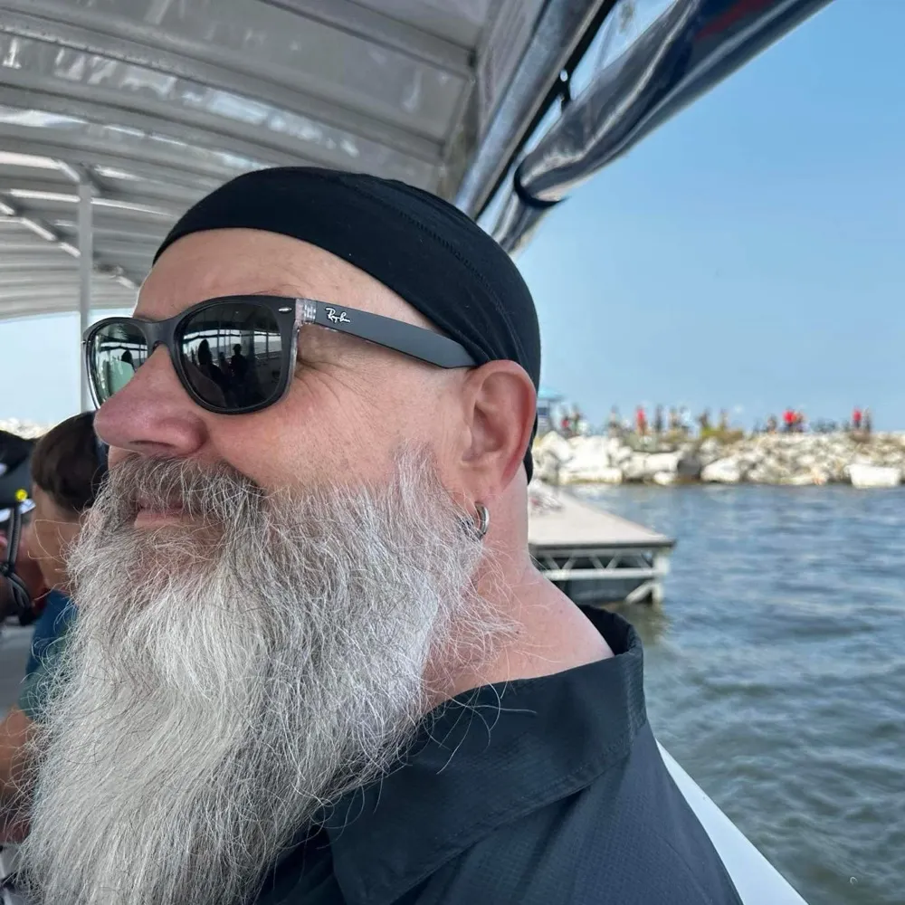 larreyn.bsky.social's profile picture