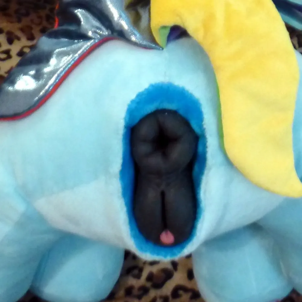 plushhumper392.bsky.social's profile picture