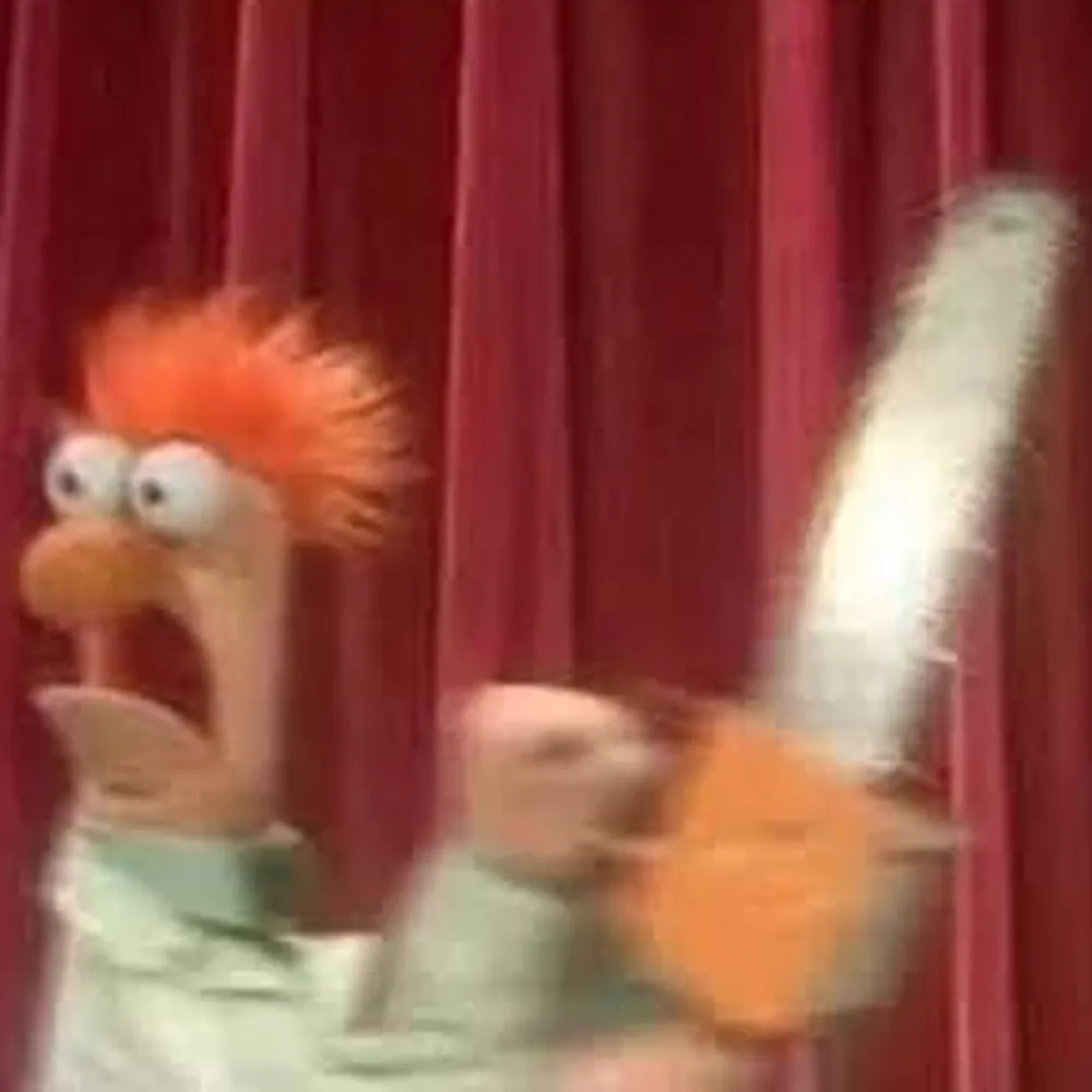 fatale-distraction.bsky.social's profile picture