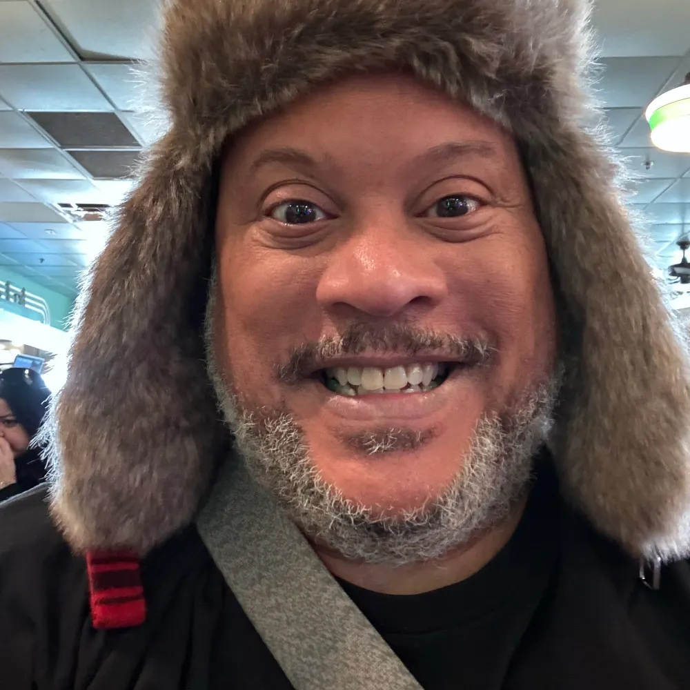 mikephotonshadows.bsky.social's profile picture