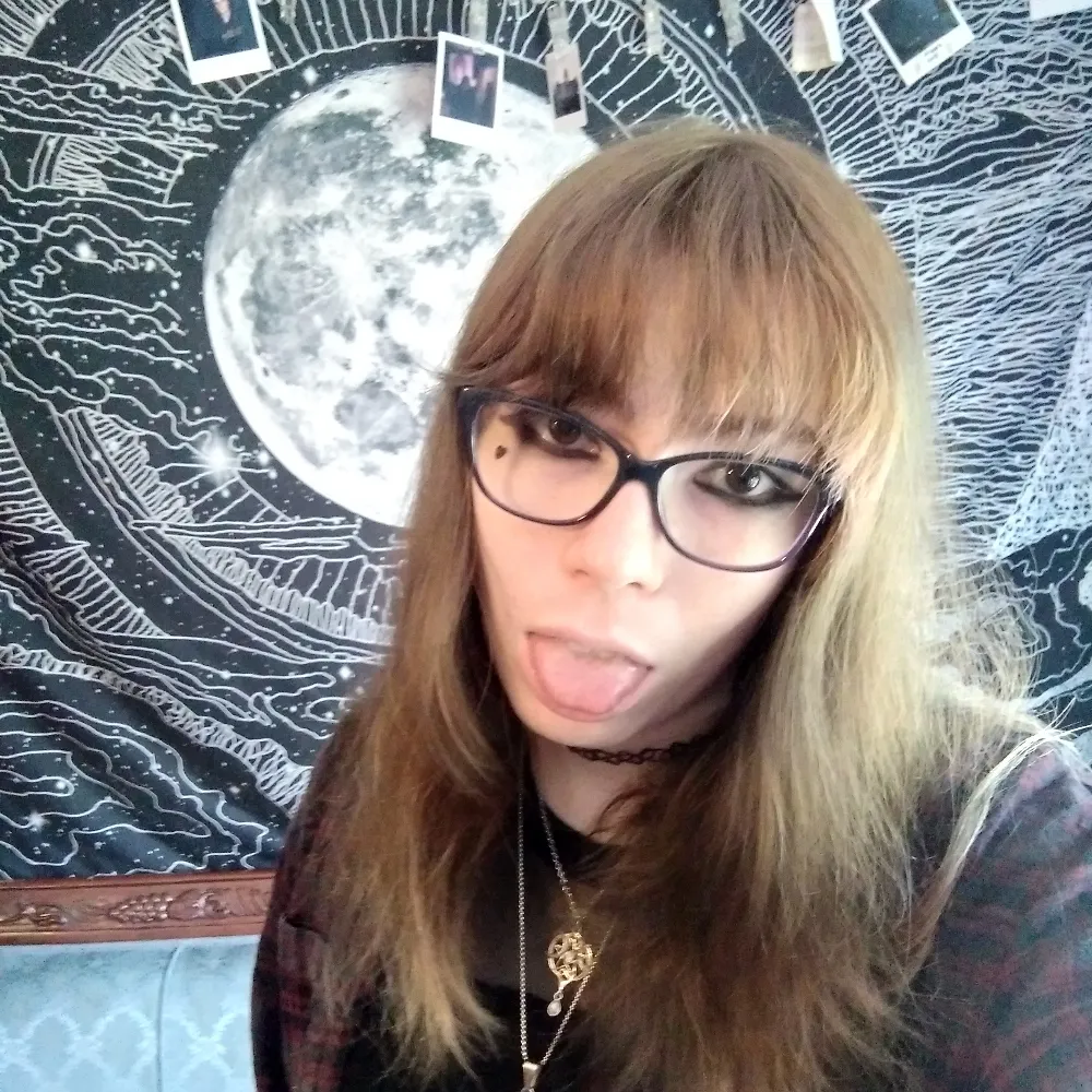 nadia-graves.bsky.social's profile picture