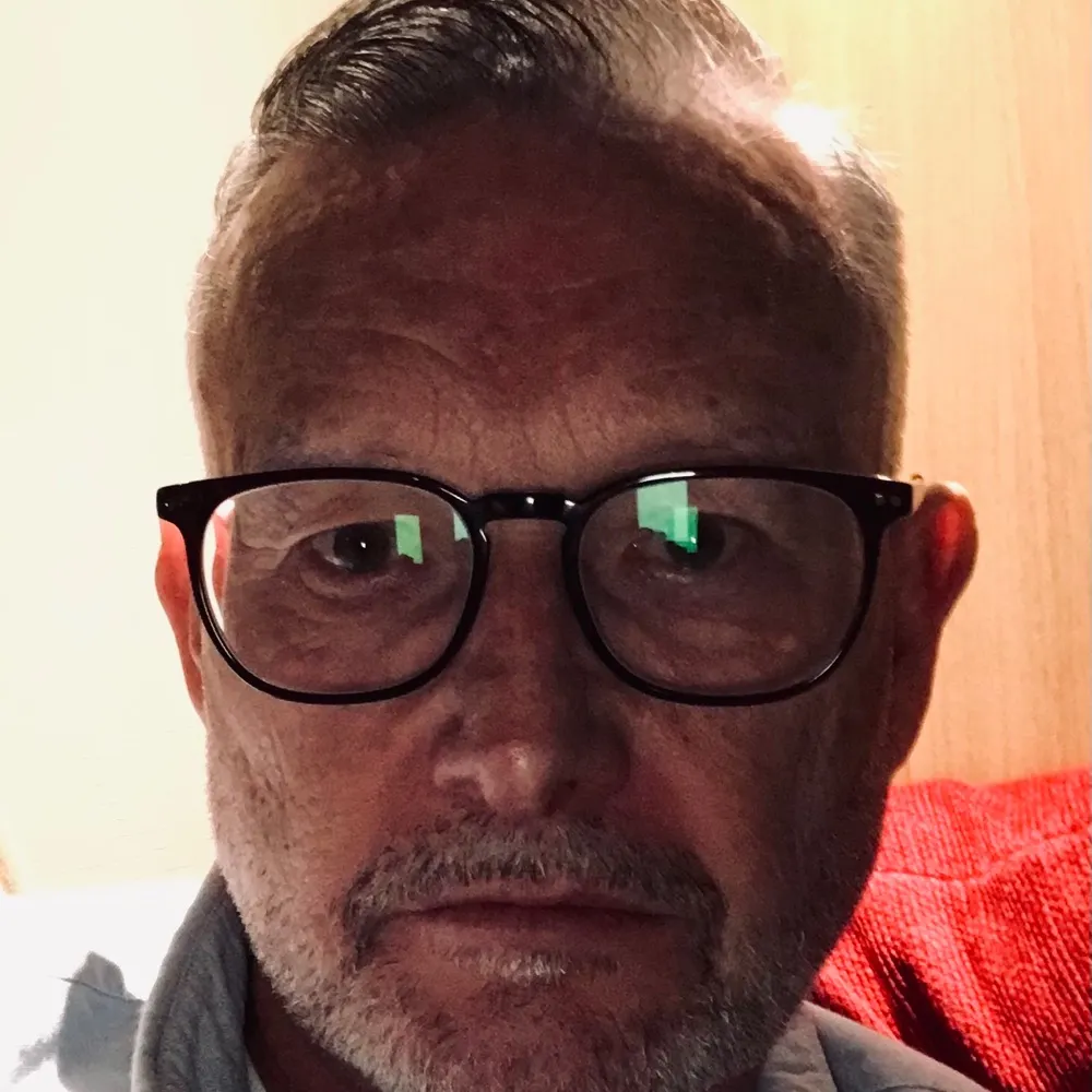 andrewcrompton.bsky.social's profile picture