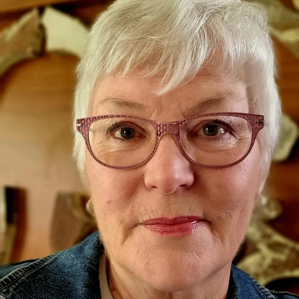 brhonnie.bsky.social's profile picture