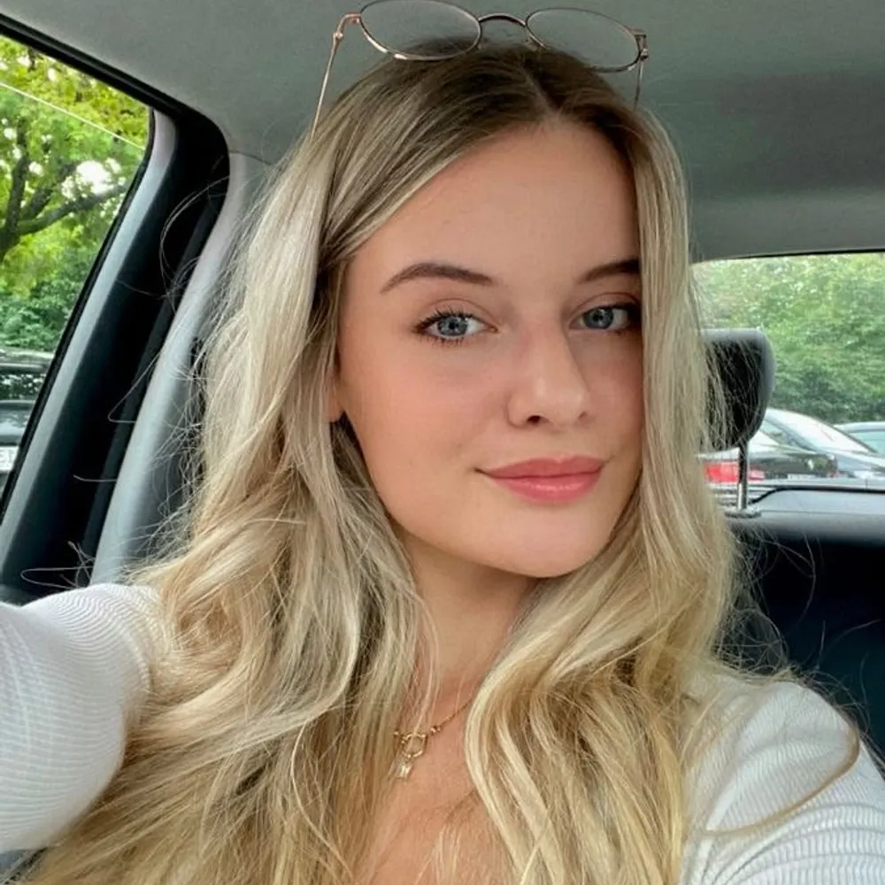 freyacolstonbook.bsky.social's profile picture