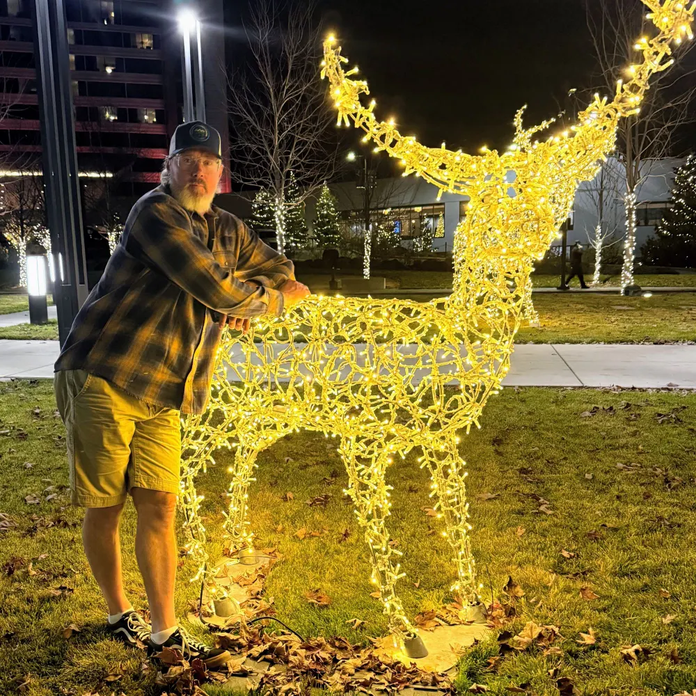 sixxtoo.bsky.social's profile picture