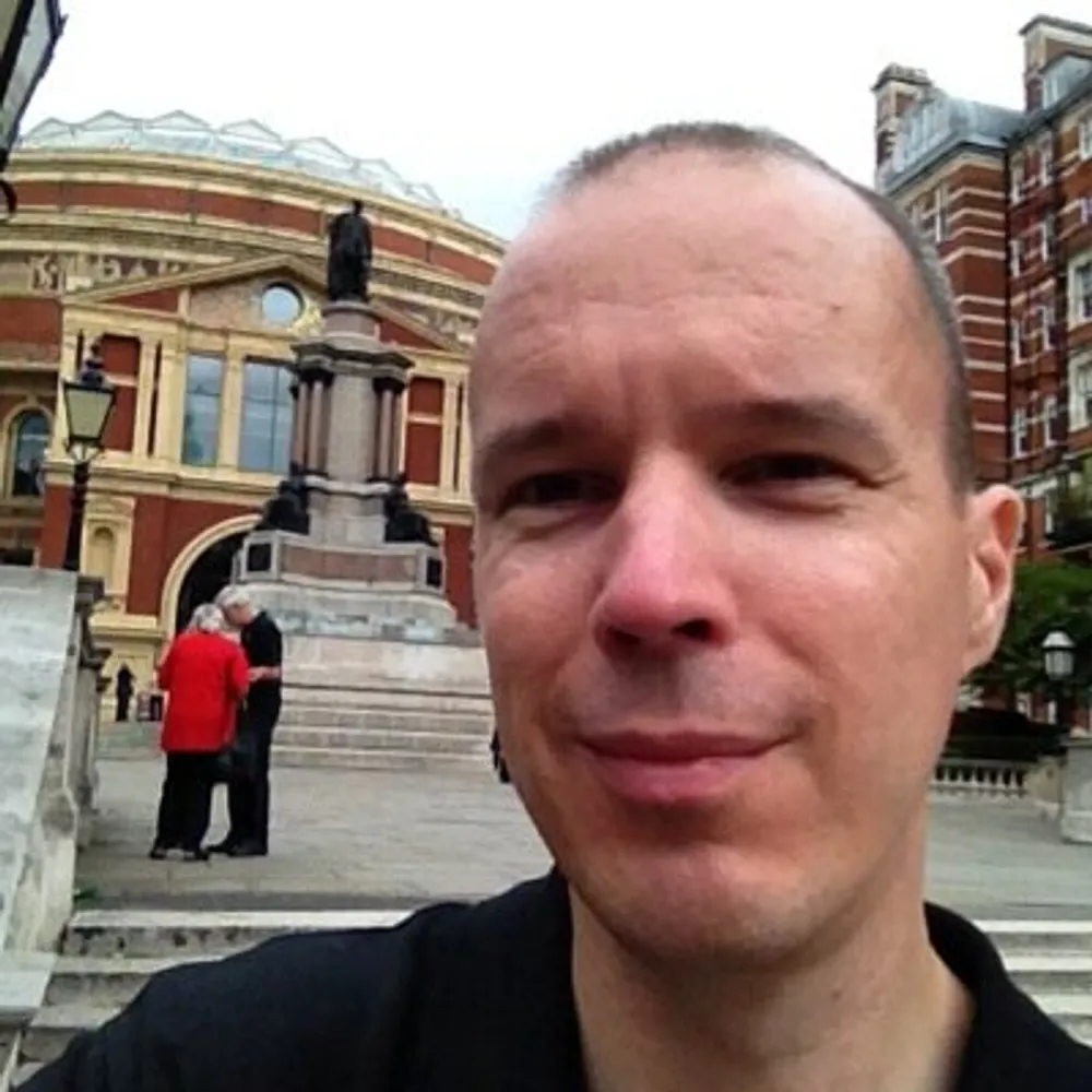 paulhoward5.bsky.social's profile picture