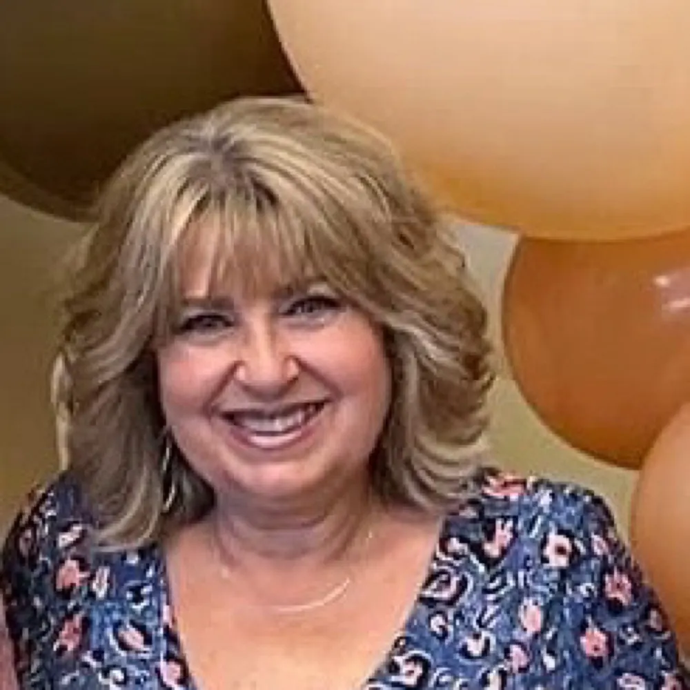 stylistdeb.bsky.social's profile picture