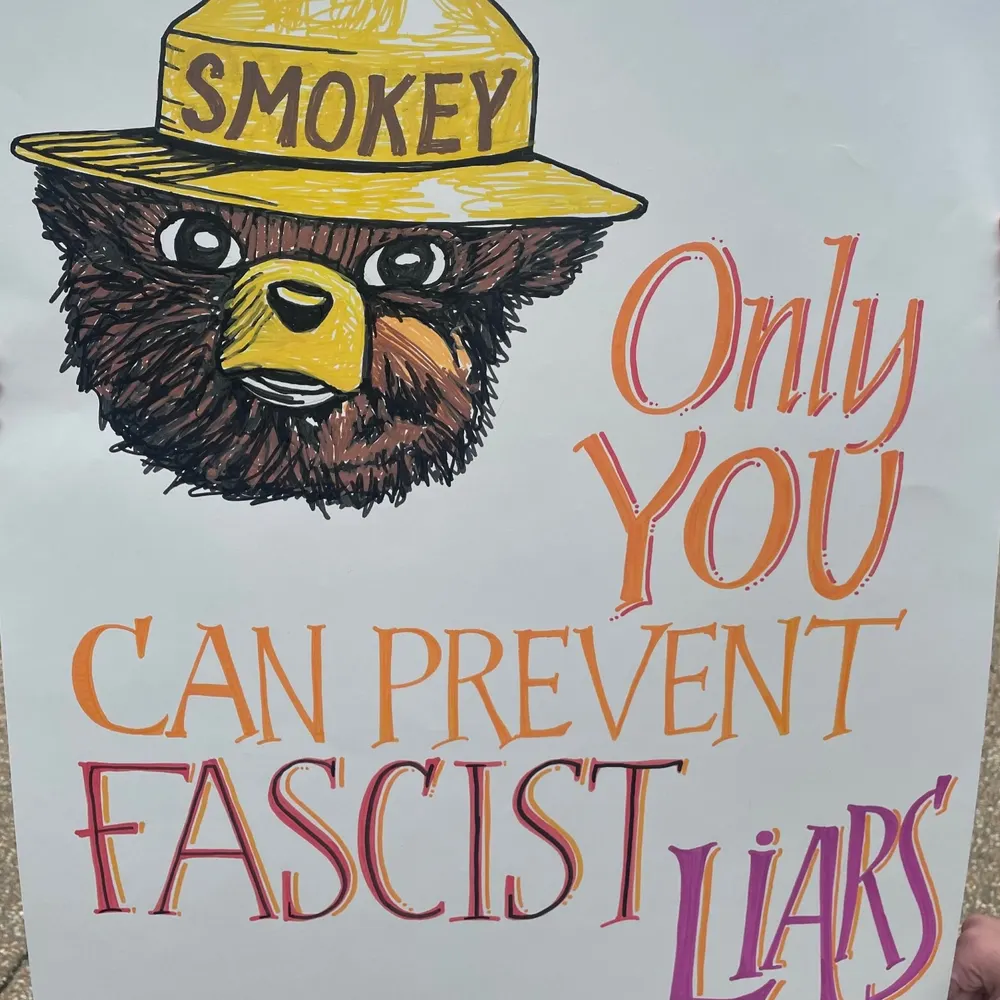 politicsmom1.bsky.social's profile picture