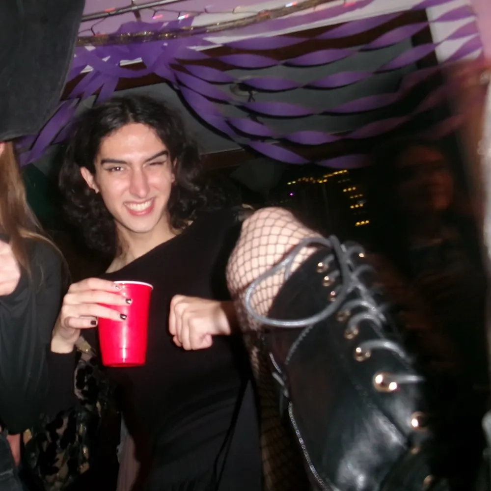 jade.is.vgay.fyi's profile picture