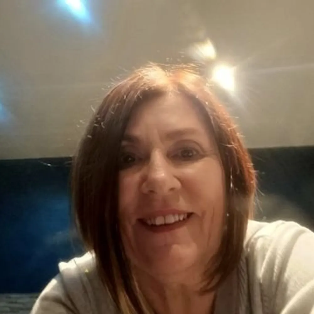 lilysslave.bsky.social's profile picture