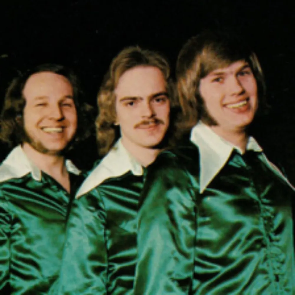 strangecasts.bsky.social's profile picture