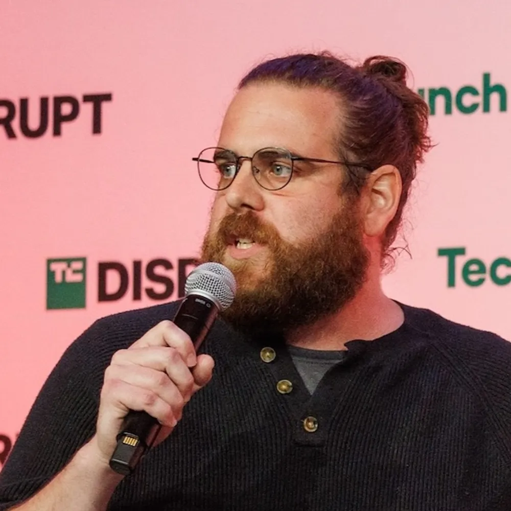 zackwhittaker.com's profile picture