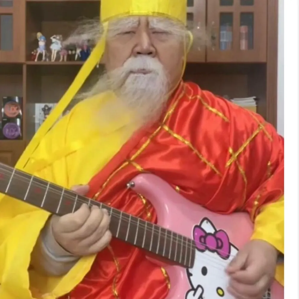 robertovosfriar.bsky.social's profile picture