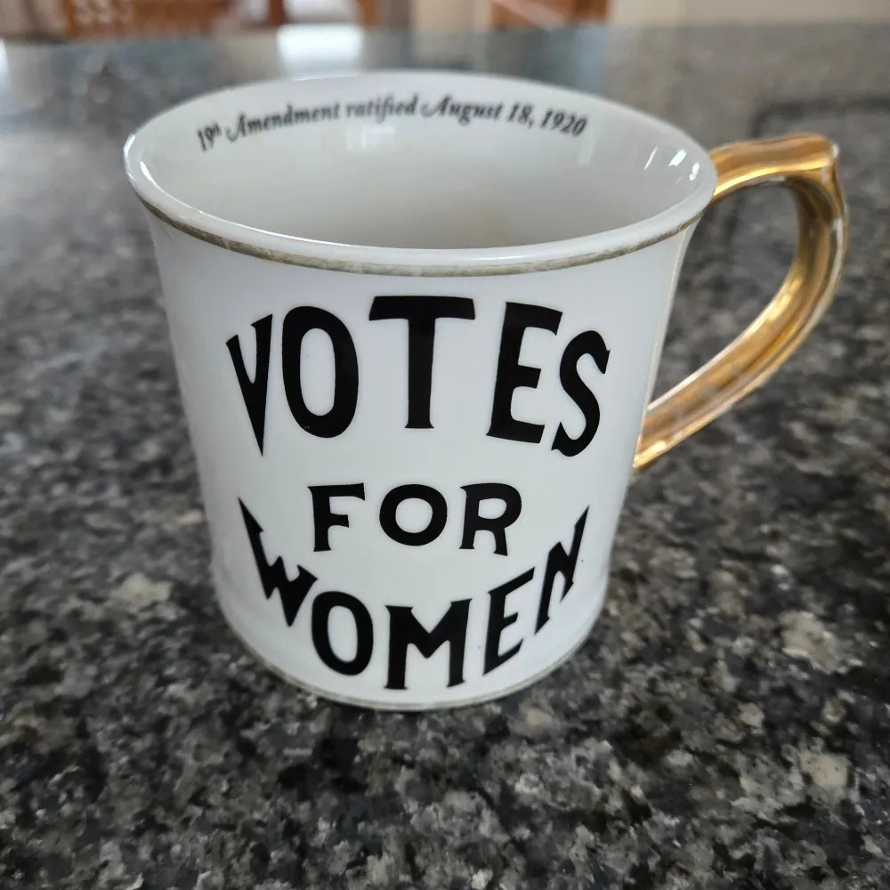 raging-dee.bsky.social's profile picture