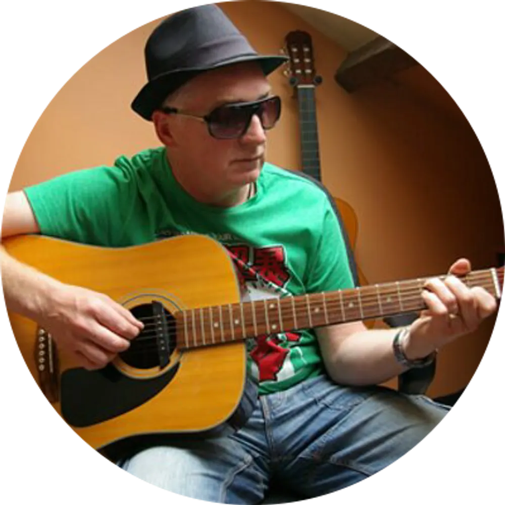 mondoray.bsky.social's profile picture