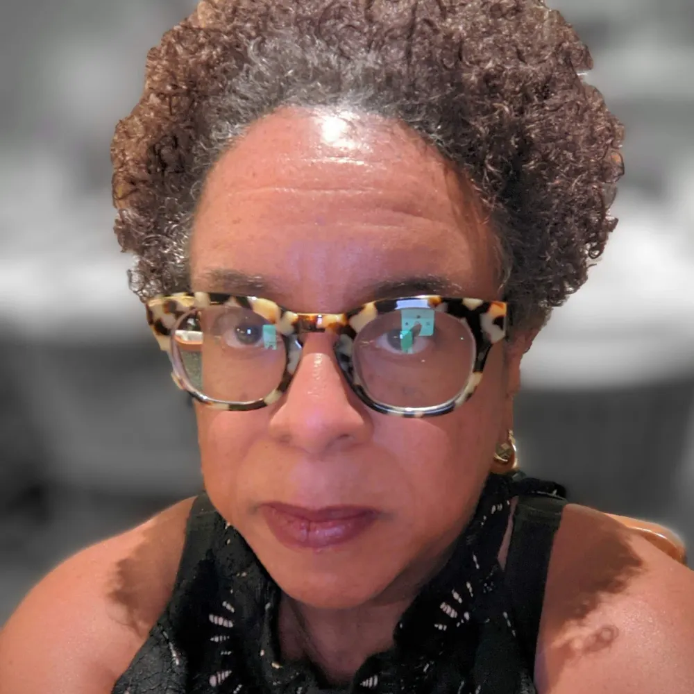 sapphicspock.bsky.social's profile picture