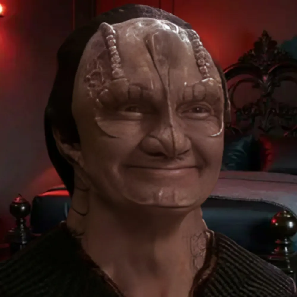 plainsluttygarak.bsky.social's profile picture