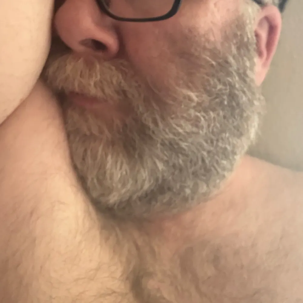 daddybear-79.bsky.social's profile picture