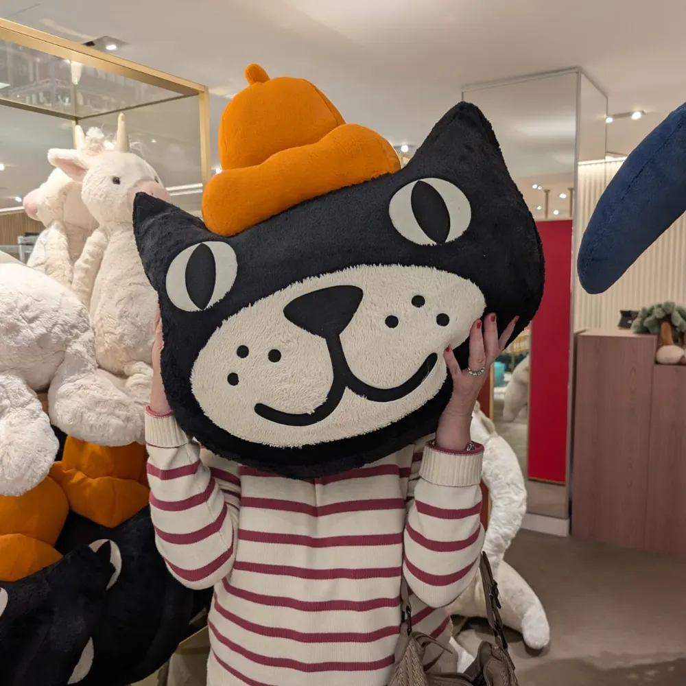 queenlorac.bsky.social's profile picture