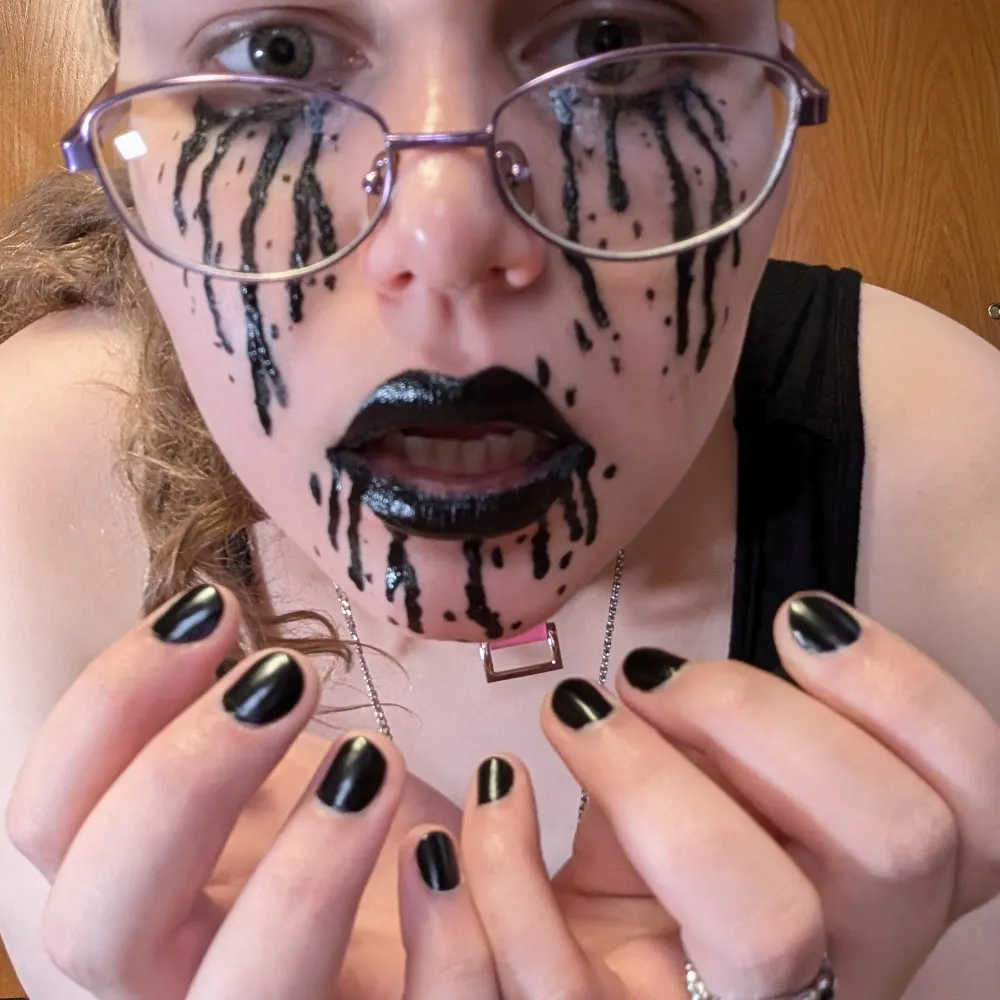 evaandroid.bsky.social's profile picture