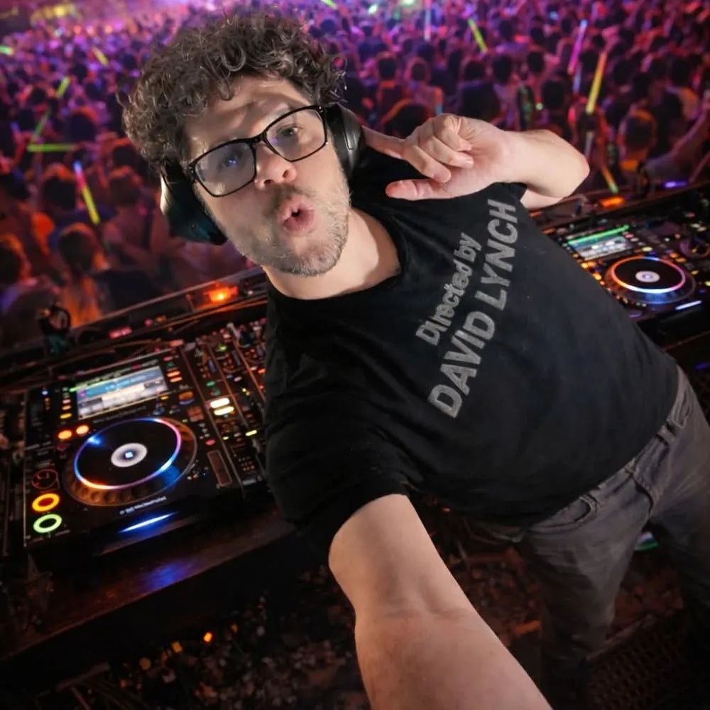 doomwithaview.bsky.social's profile picture