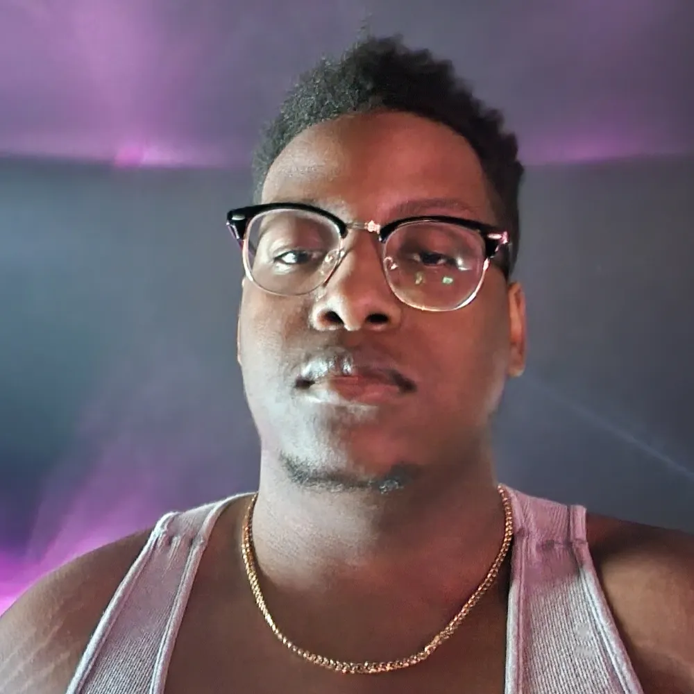 midnightrofl.bsky.social's profile picture