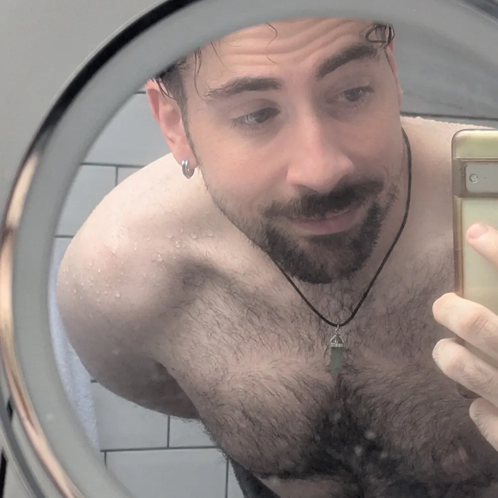 daveyblahblah.bsky.social's profile picture