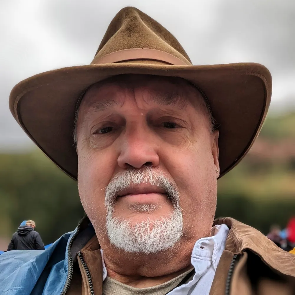 theepapajoe.bsky.social's profile picture