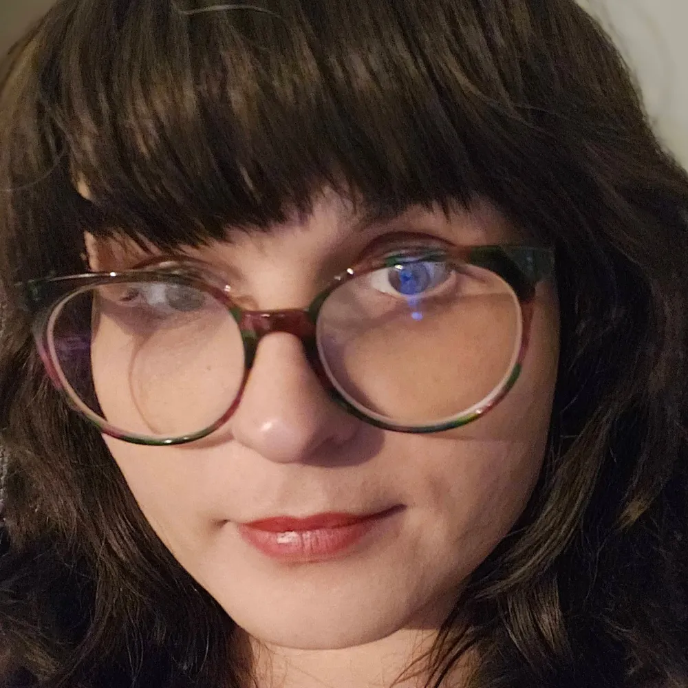 phibee.bsky.social's profile picture