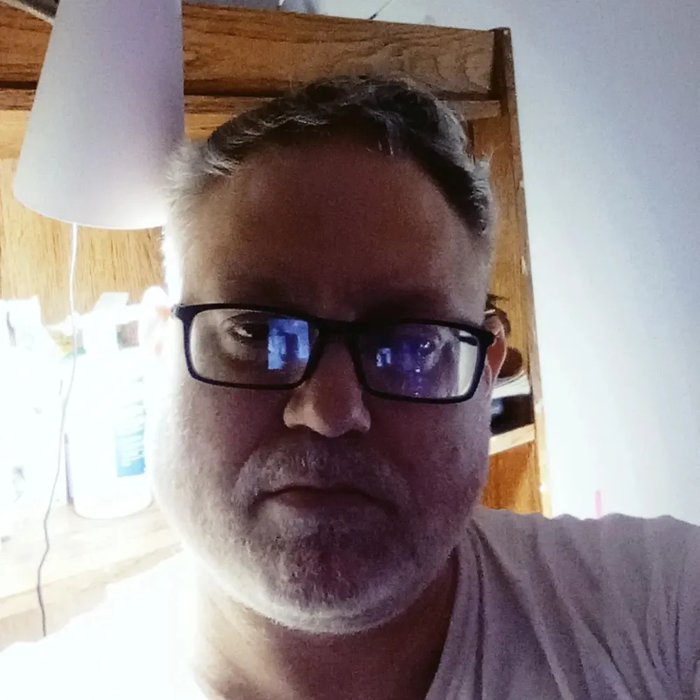 redrocket.bsky.social's profile picture