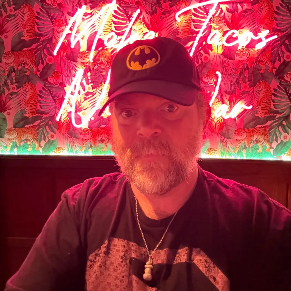 noahjnelson.com's profile picture