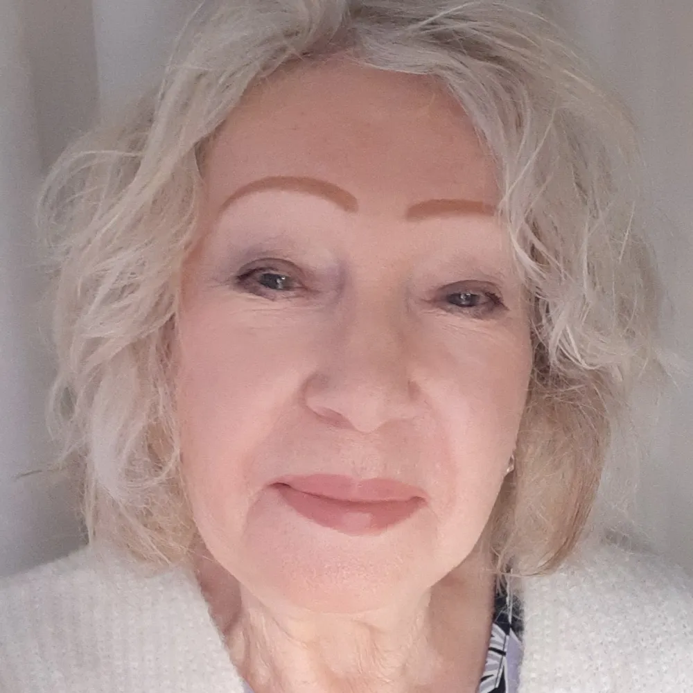 rosieroobster.bsky.social's profile picture