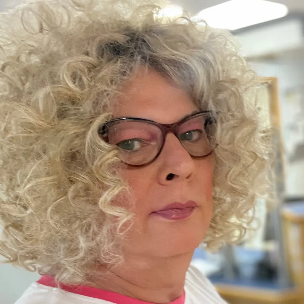 jennymckinnon.bsky.social's profile picture