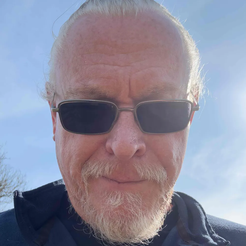 chris7ben.bsky.social's profile picture