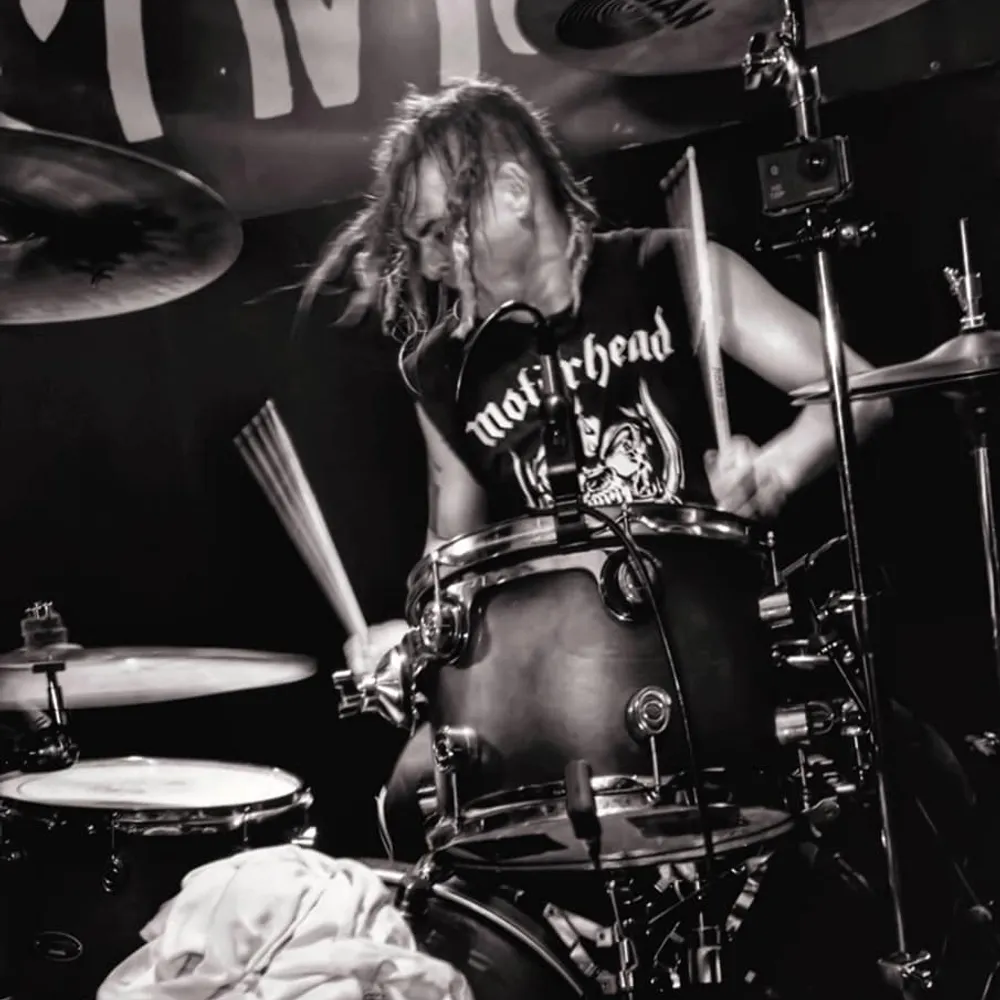 robin69raven.bsky.social's profile picture