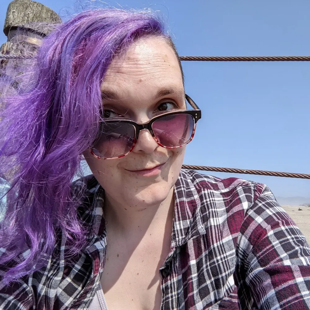 glassbottommeg.bsky.social's profile picture