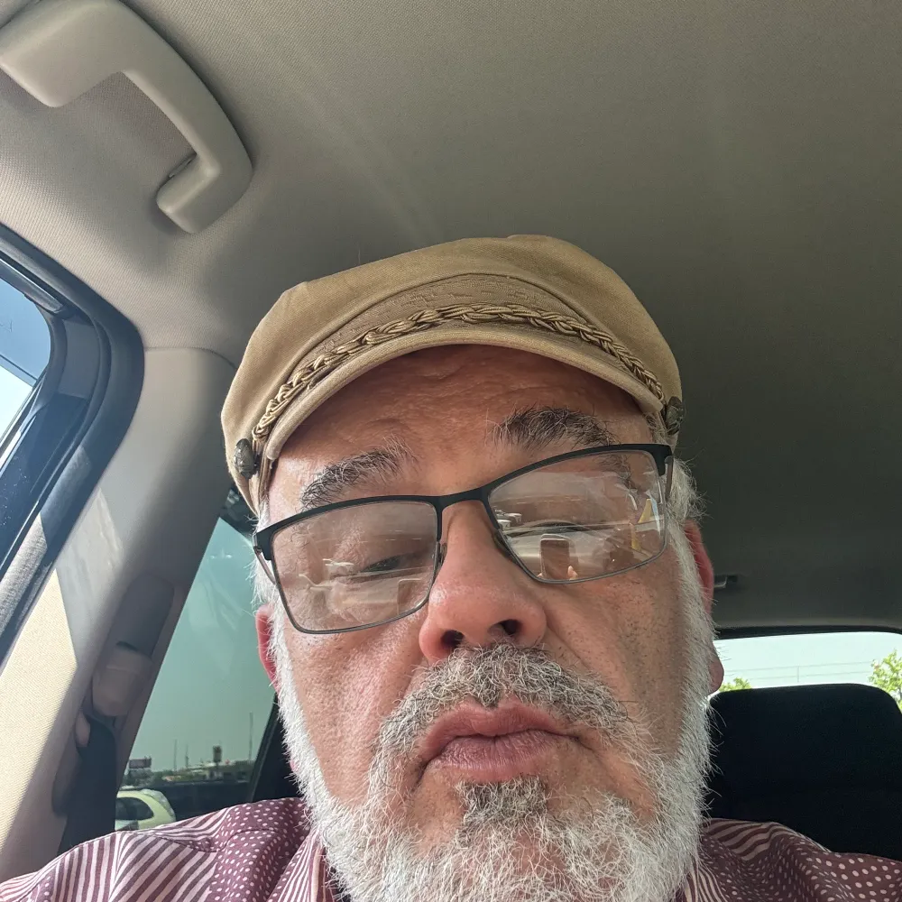 jamesmantis.bsky.social's profile picture