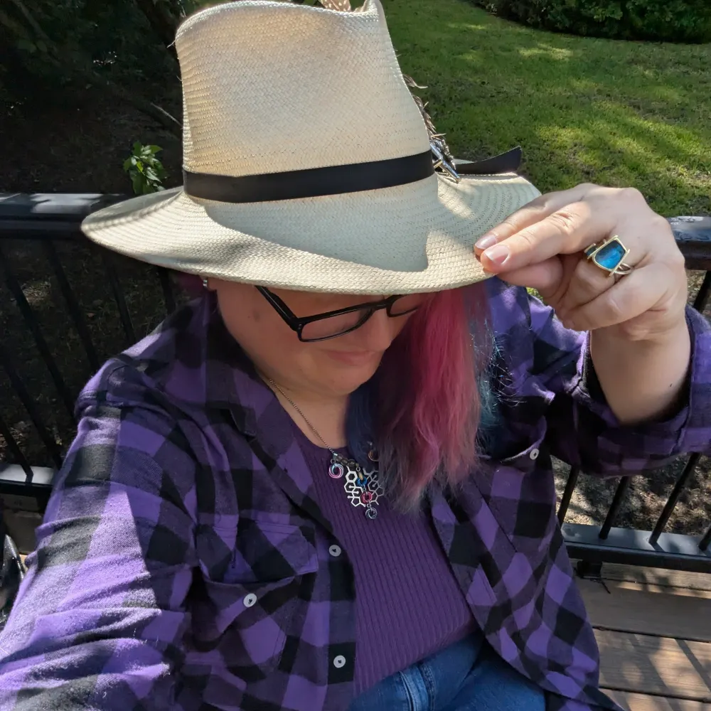 sharpdresseddyke.bsky.social's profile picture