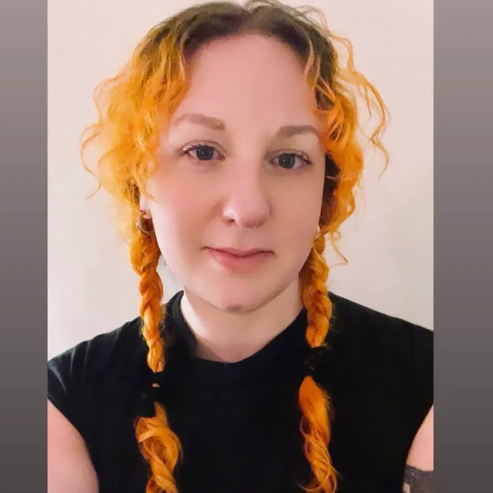 chaoticbi-brary.bsky.social's profile picture