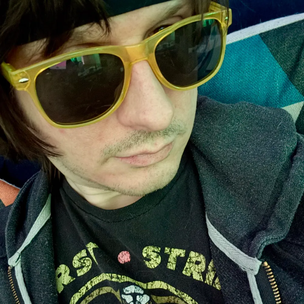 thehell.zone's profile picture