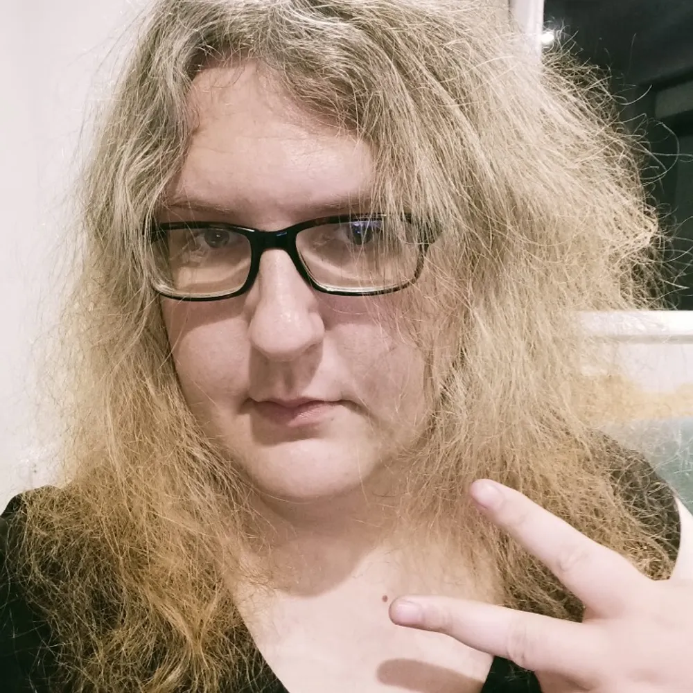 dollyangelic.bsky.social's profile picture