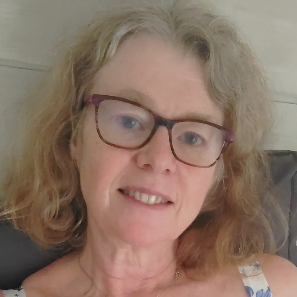 sarahmay1.bsky.social's profile picture