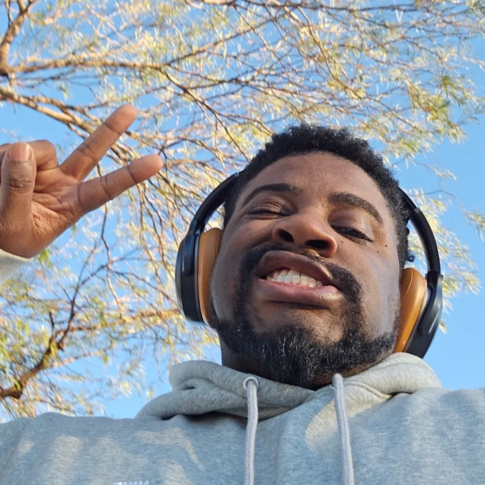 deafboi.bsky.social's profile picture