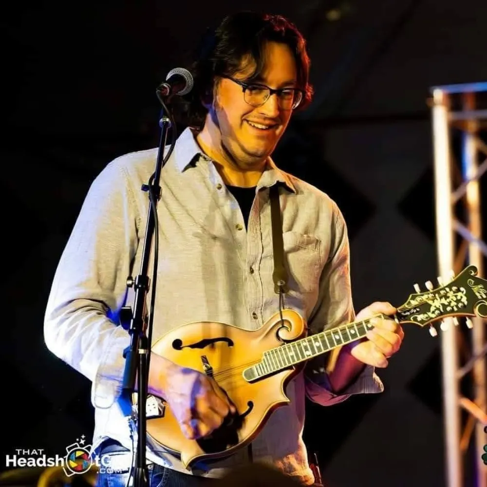 davefromholdfast.bsky.social's profile picture