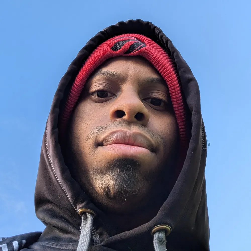 raysszn.bsky.social's profile picture