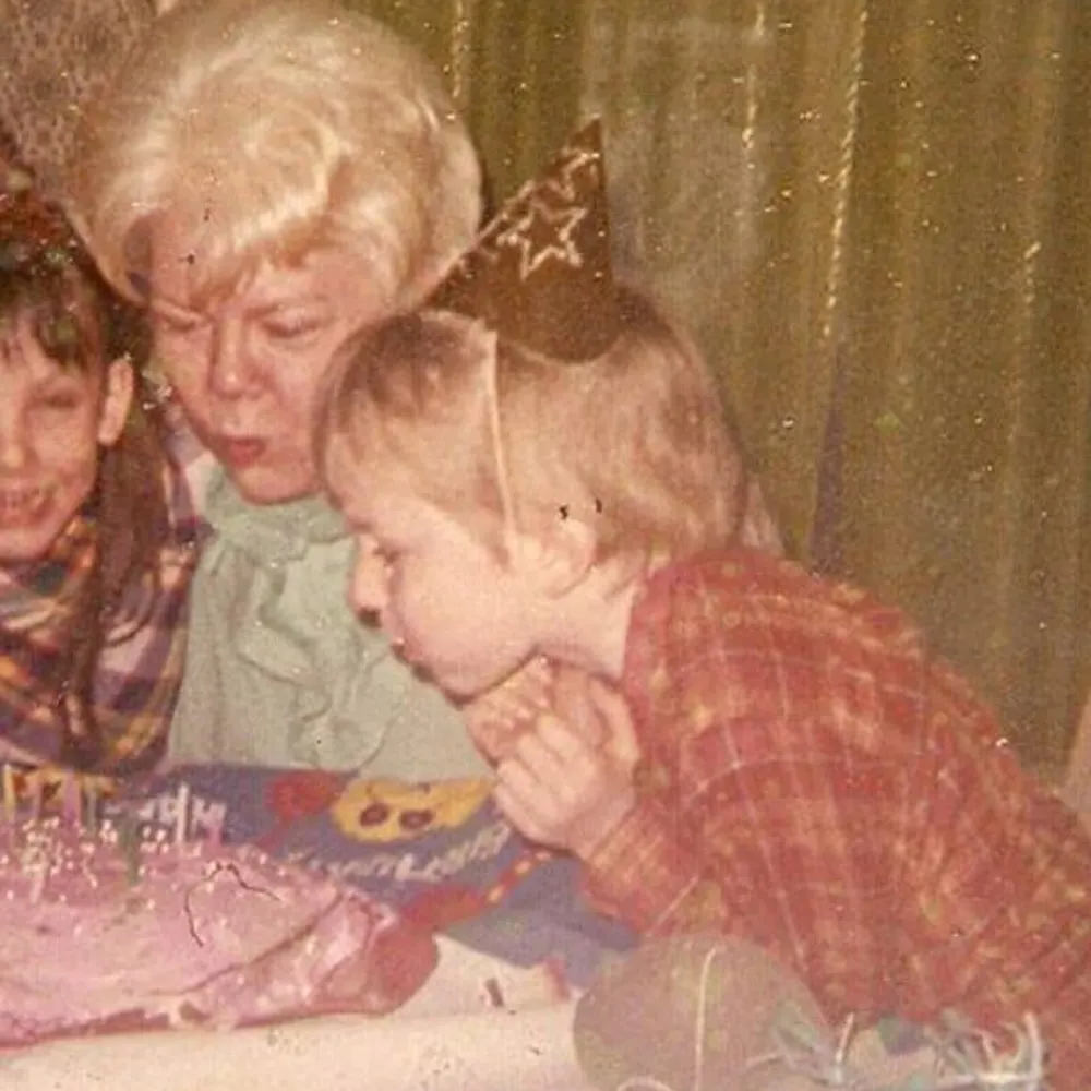 askasurvivor.bsky.social's profile picture