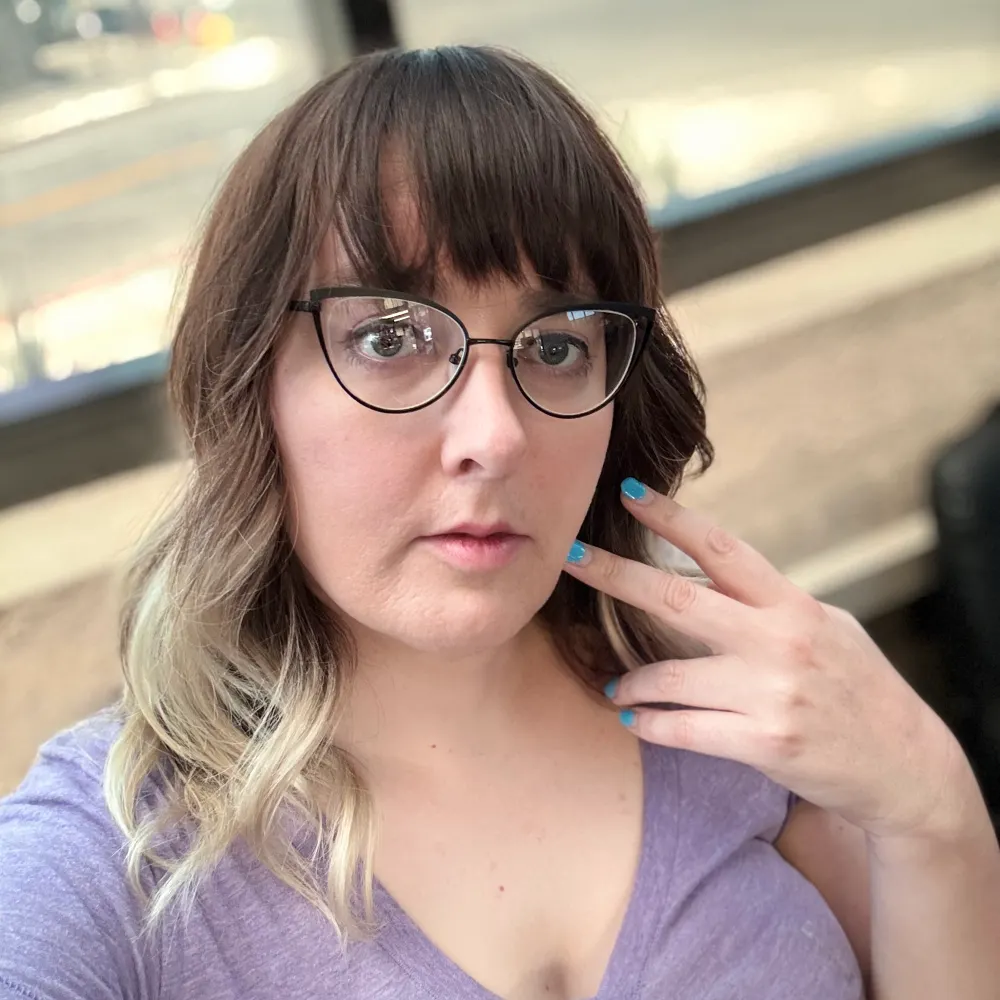 friendlycatwife.bsky.social's profile picture